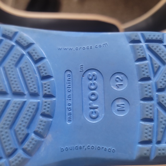 Crocs - Picture 2 of 3